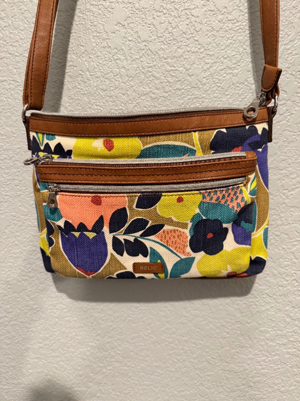Women’s relic Crossbody purse